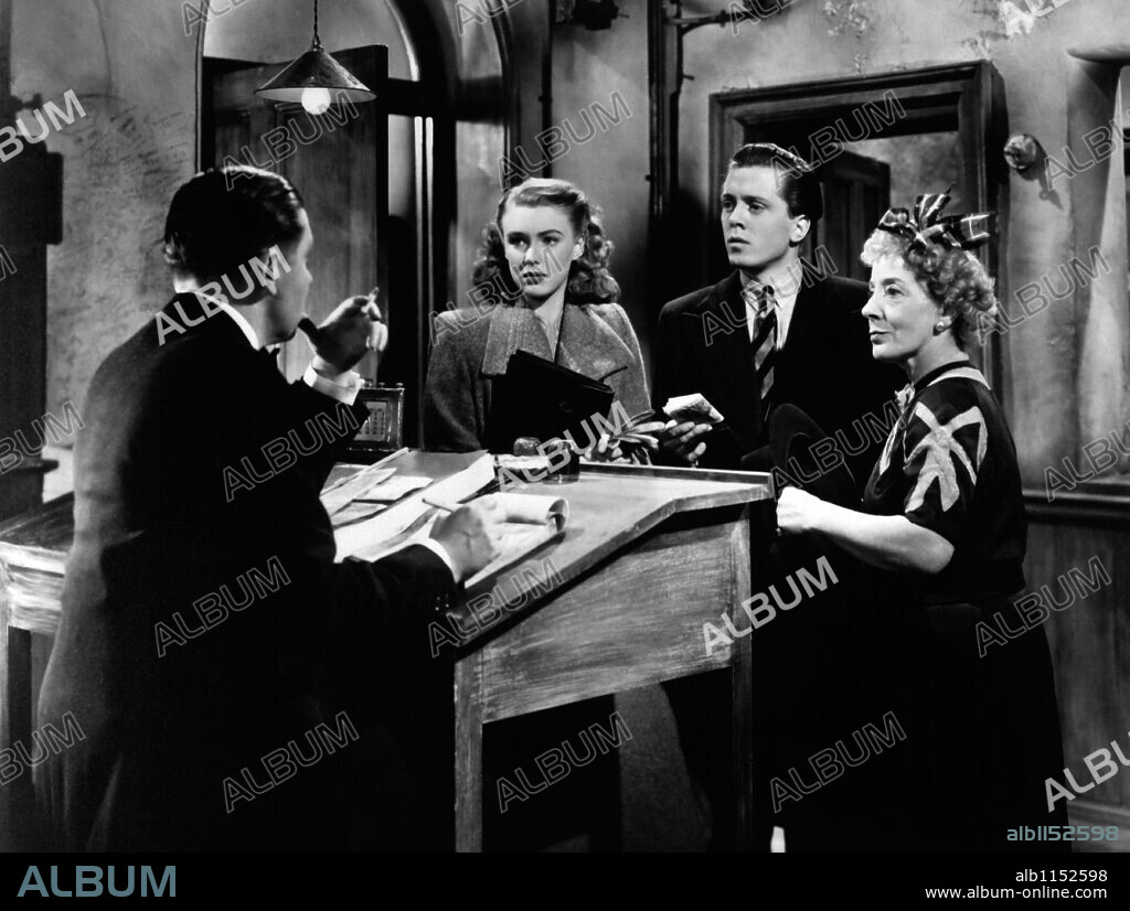 RICHARD ATTENBOROUGH in DULCIMER STREET, 1948 (LONDON BELONGS TO ME), directed by SIDNEY GILLIAT. Copyright GENERAL FILM DISTRIBUTORS.
