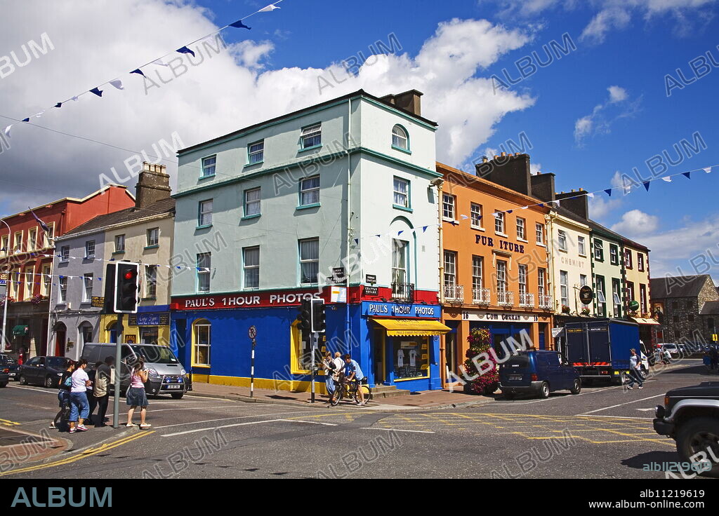 Grattan Square, Dungarvan Town, County Waterford, Munster, Republic of Ireland, Europe.
