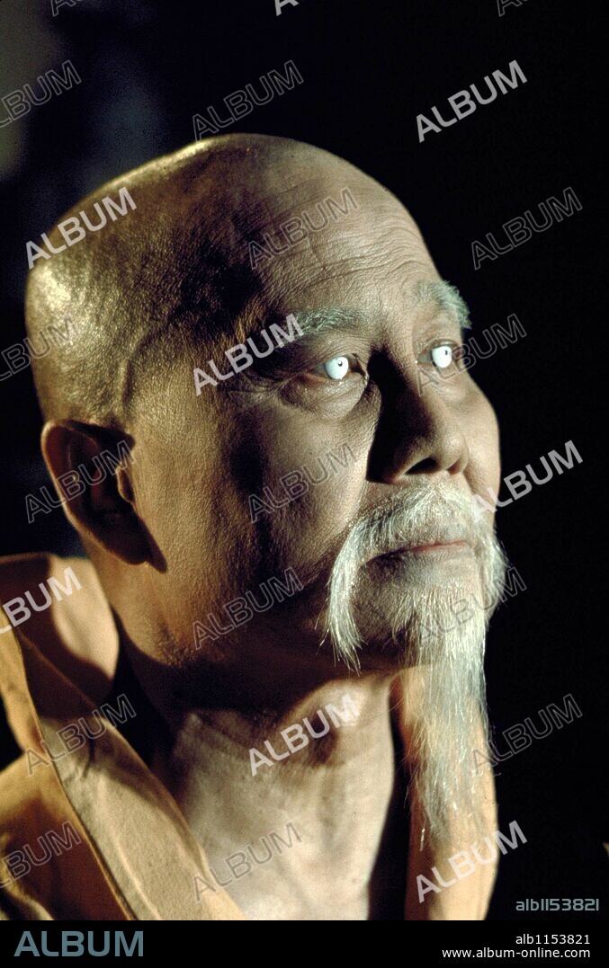 KEYE LUKE en KUNG FU, 1972. Copyright WARNER BROS. TELEVISION.