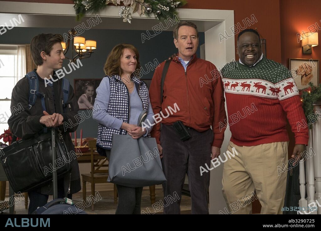 BRYAN CRANSTON, CEDRIC THE ENTERTAINER, GRIFFIN GLUCK and MEGAN MULLALLY in WHY HIM?, 2016, directed by JOHN HAMBURG. Copyright 20TH CENTURY FOX/RED HOUR FILM/21 LAPS ENT/TSG ENT.