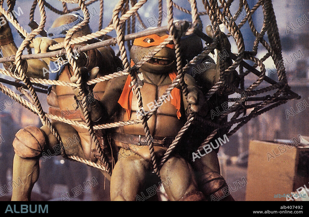 TORTUGAS NINJA 2: EL SECRETO DE LOS MOCOS VERDES, 1991 (TEENAGE MUTANT NINJA TURTLES II: THE SECRET OF THE OOZE), dirigida por MICHAEL PRESSMAN. Copyright NEW LINE CINEMA.
