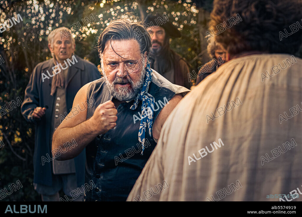 RUSSELL CROWE en LA FORJA DE UN CAMPEON, 2022 (PRIZEFIGHTER: THE LIFE OF JEM BELCHER), dirigida por DANIEL GRAHAM. Copyright Camelot Films / Hardman Pictures.