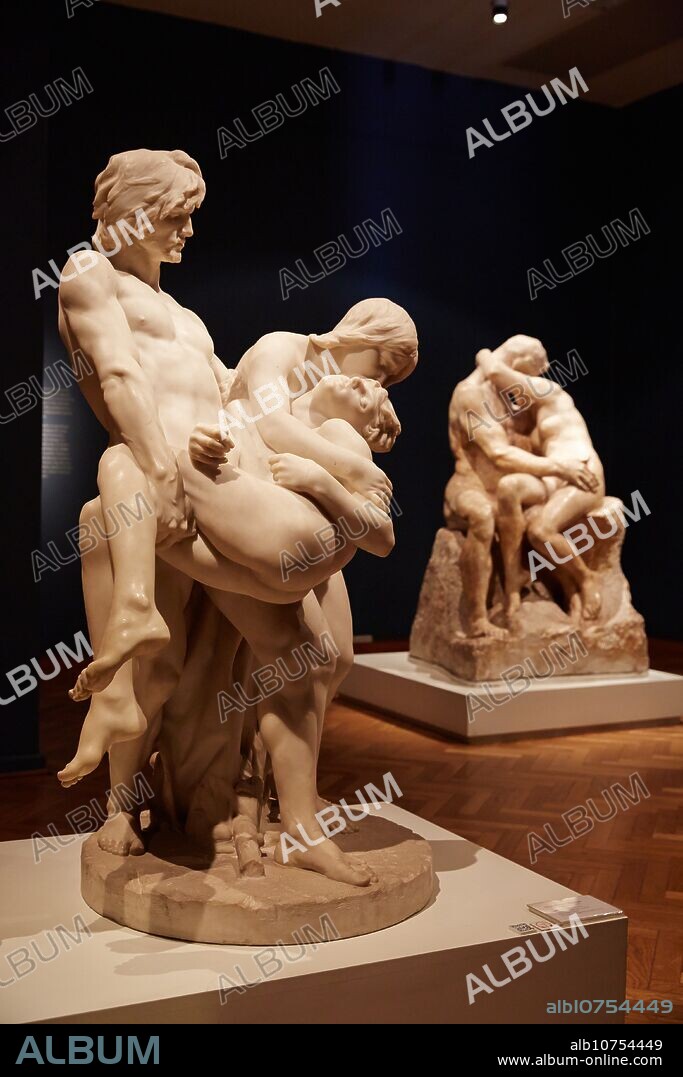 Los primeros funerales. Louis Ernest Barrias. Museo Nacional de Bellas Artes. National museum of Fine Arts. Recoleta. Buenos Aires. Argentina.