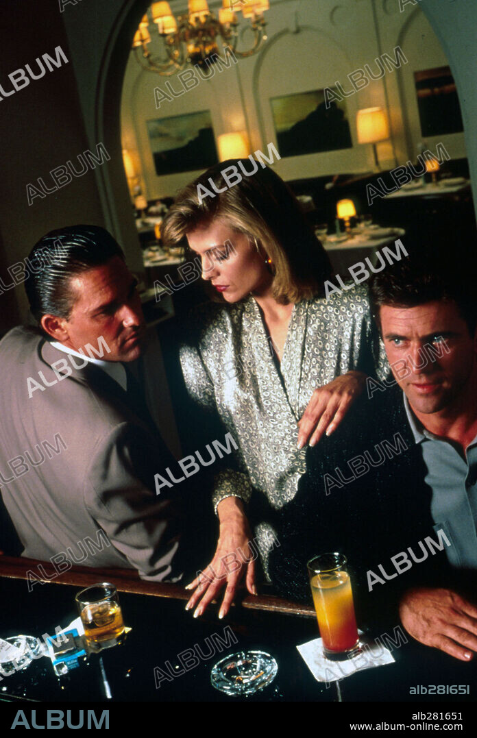 KURT RUSSELL, MEL GIBSON y MICHELLE PFEIFFER en CONEXIÓN TEQUILA, 1988 (TEQUILA SUNRISE), dirigida por ROBERT TOWNE. Copyright WARNER BROTHERS.