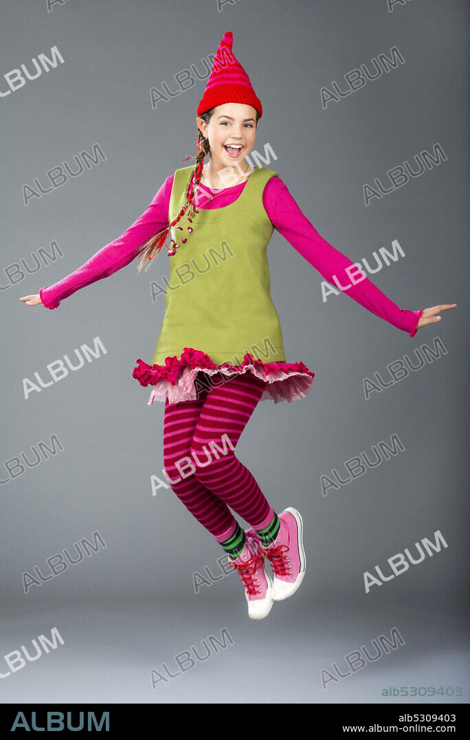 BAILEE MADISON in NORTHPOLE, 2014, directed by DOUGLAS BARR. Copyright THE HALLMARK CHANNEL.