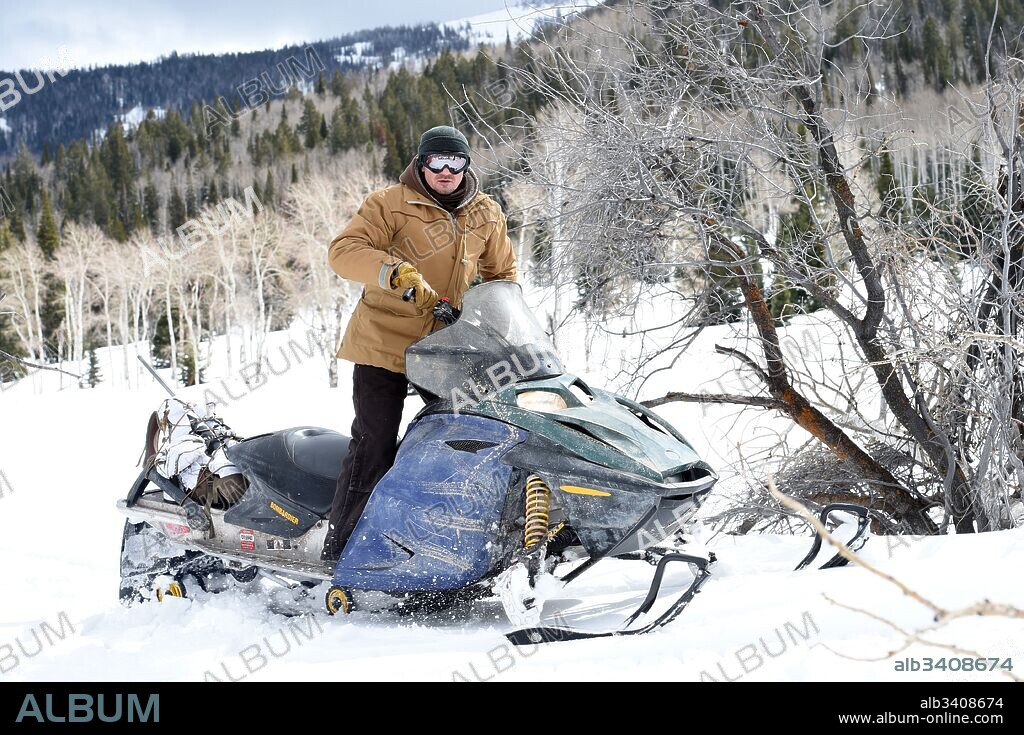JEREMY RENNER en WIND RIVER, 2017, dirigida por TAYLOR SHERIDAN. Copyright VOLTAGE PICTURES.