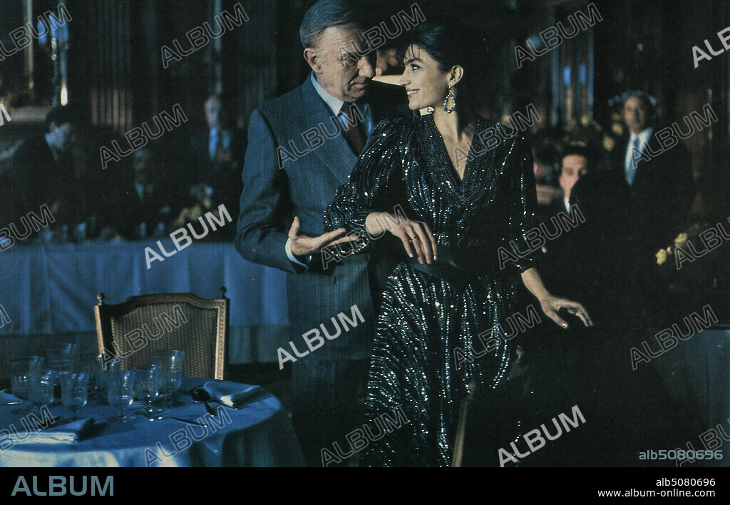 ANGELA MOLINA y FERNANDO FERNAN GOMEZ en LA MITAD DEL CIELO, 1986, dirigida por MANUEL GUTIERREZ ARAGON.