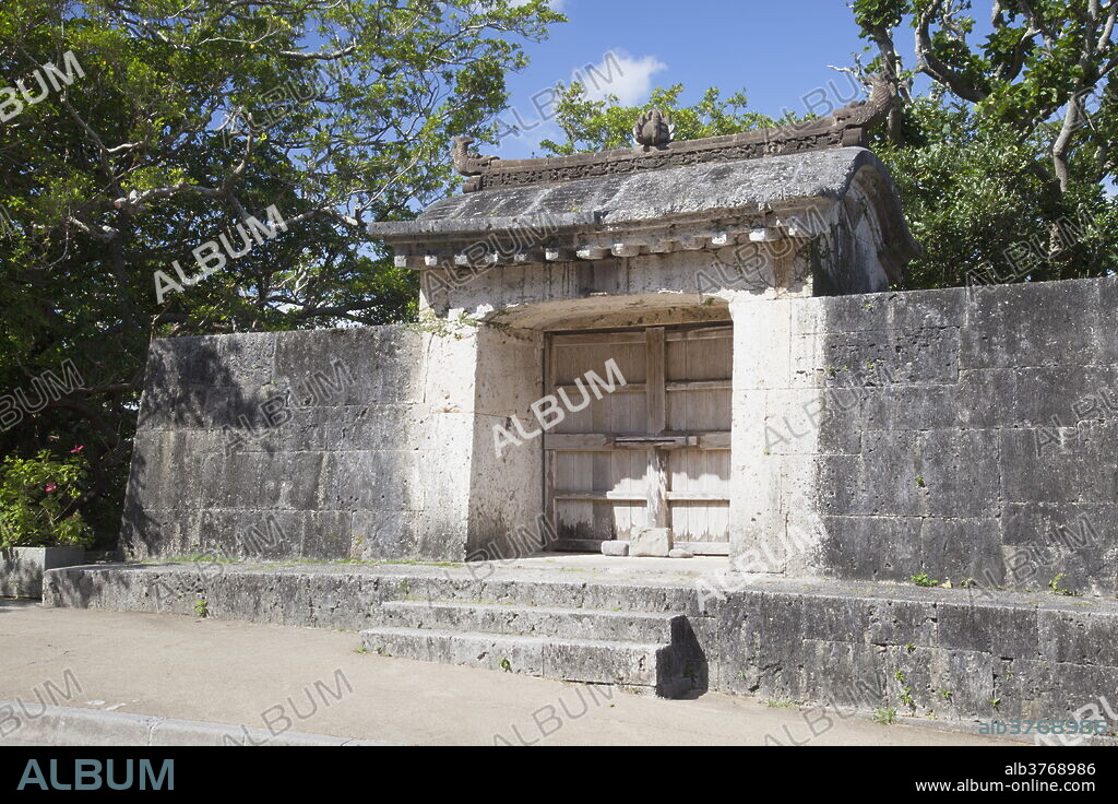 Sonohyan Utaki Stone Gate at Shuri Castle, UNESCO World Heritage Site, Naha, Okinawa, Japan, Asia.