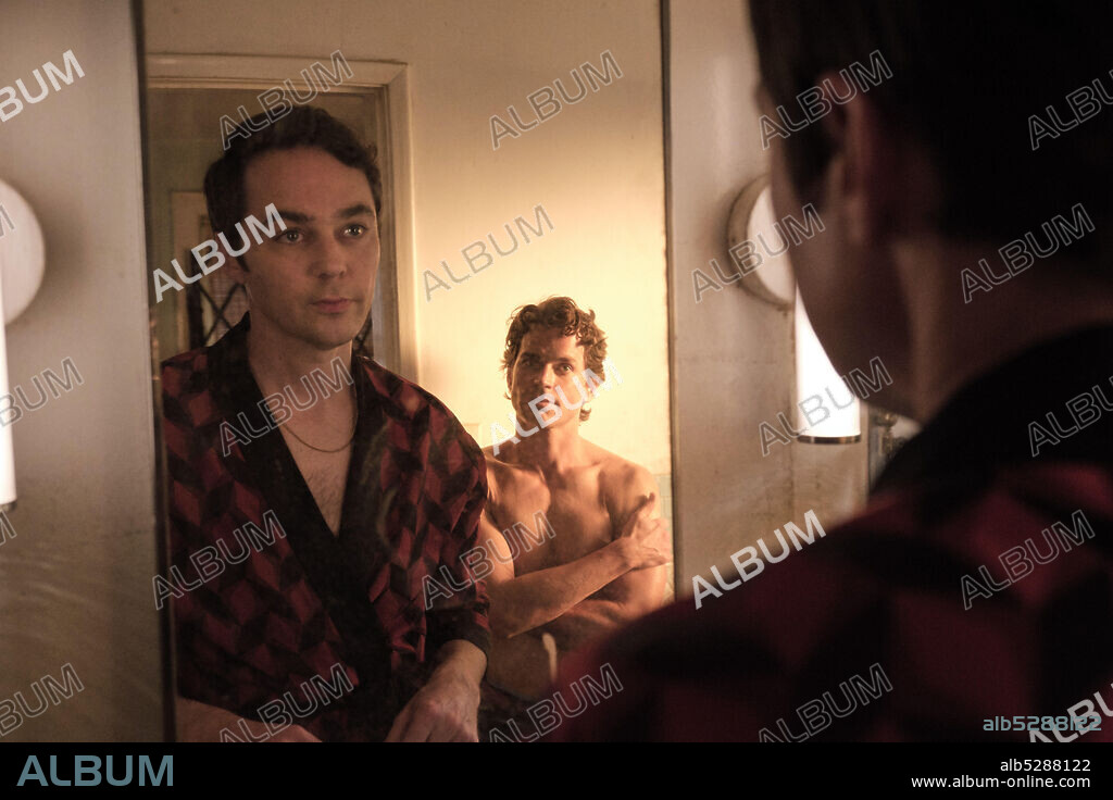 JIM PARSONS and MATT BOMER in THE BOYS IN THE BAND, 2020, directed by JOE MANTELLO. Copyright NETFLIX.