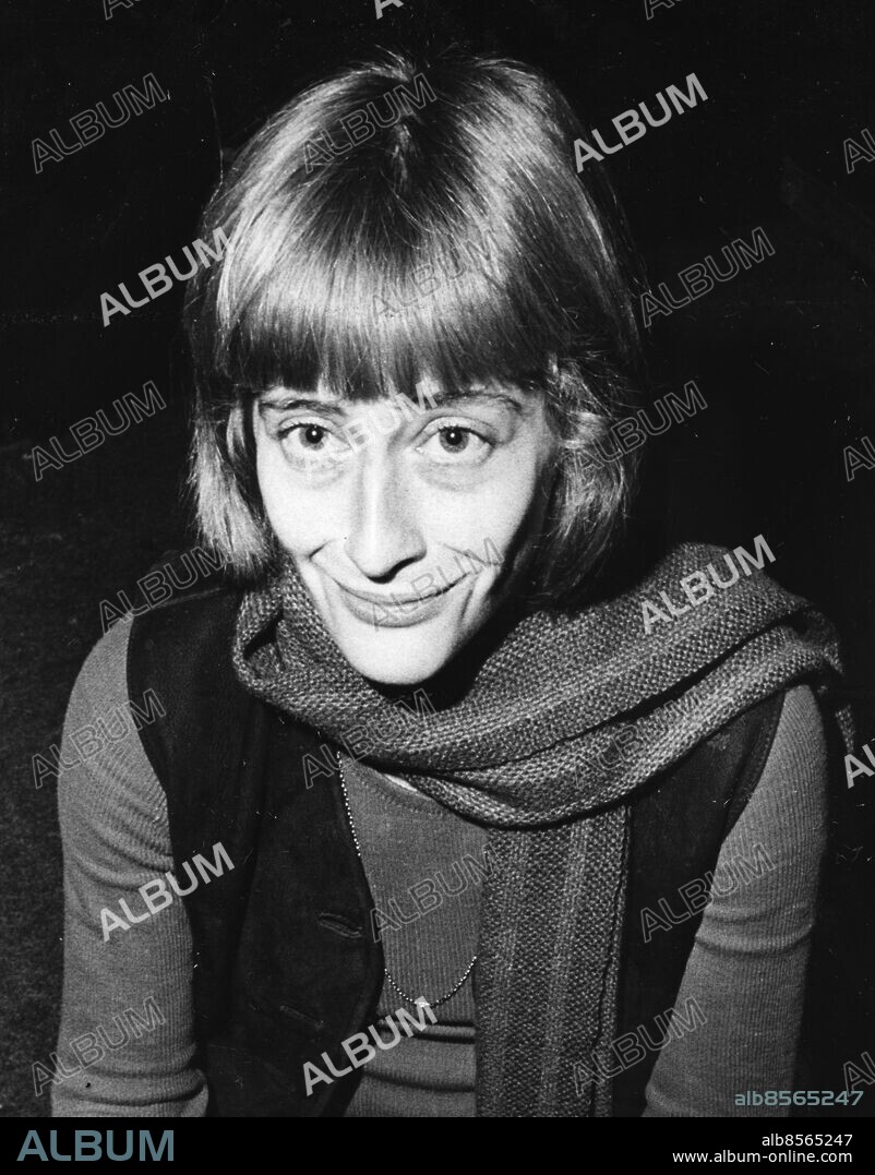 Göteborg - Nationalteatern - 1973-11-21 - Maria Grahn *** Local Caption *** GT - Åke Thimimg302.jpg. KAMERAREPORTAGE.