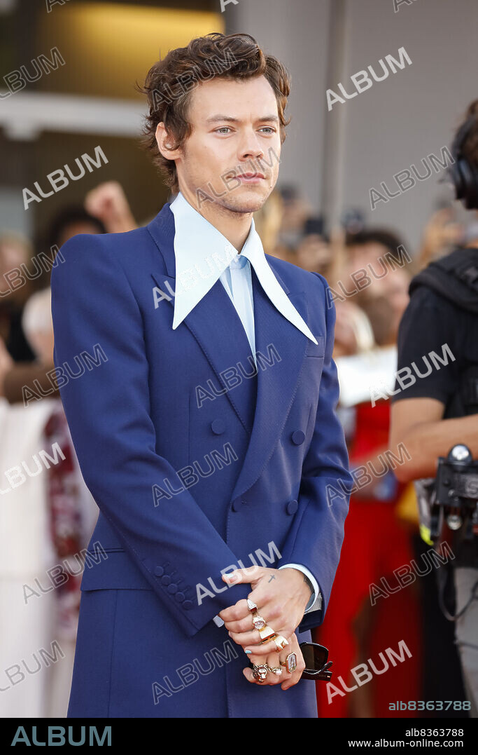 September 5, 2022, Venice, Italy: Harry Styles attends the premiere of 'Don't Worry Darling' during the 79th Venice International Film Festival at Palazzo del Cinema on the Lido in Venice, Italy, on 05 September 2022. Photo: Alec Michael (Credit Image: © Alec Michael via ZUMA Press).