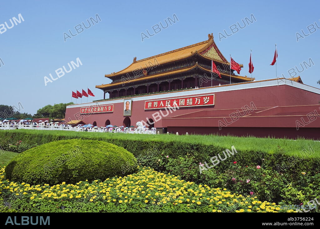Gate of Heavenly Peace at The Forbidden City, Palace Museum, UNESCO World Heritage Site, Beijing, China, Asia.