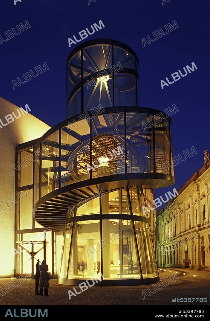 Deutsches Historisches Museum, German Historical Museum, annex and entrance by the American star architect I.M. Pei, Unter den Linden avenue, Mitte district, Berlin, Germany, Europe.