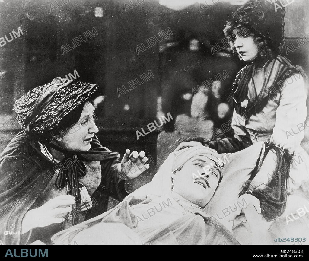 MAE MARSH in THE BIRTH OF A NATION, 1915, directed by D. W. GRIFFITH. Copyright EPIC.
