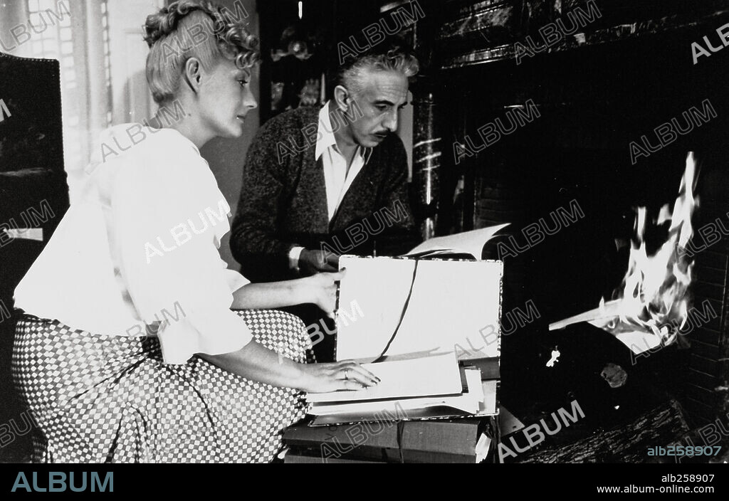 LUIS IRIONDO y MARTA MAY en COMPANYS, PROCESO A CATALUÑA, 1979 (COMPANYS, PROCES A CATALUNYA).