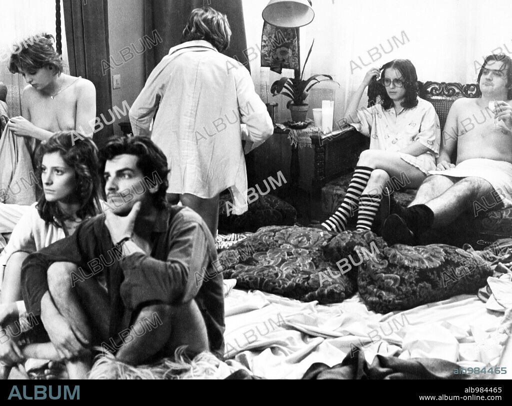 LA ORGÍA, 1978 (L' ORGIA), dirigida por FRANCESC BELLMUNT. Copyright PROMESA FILM.