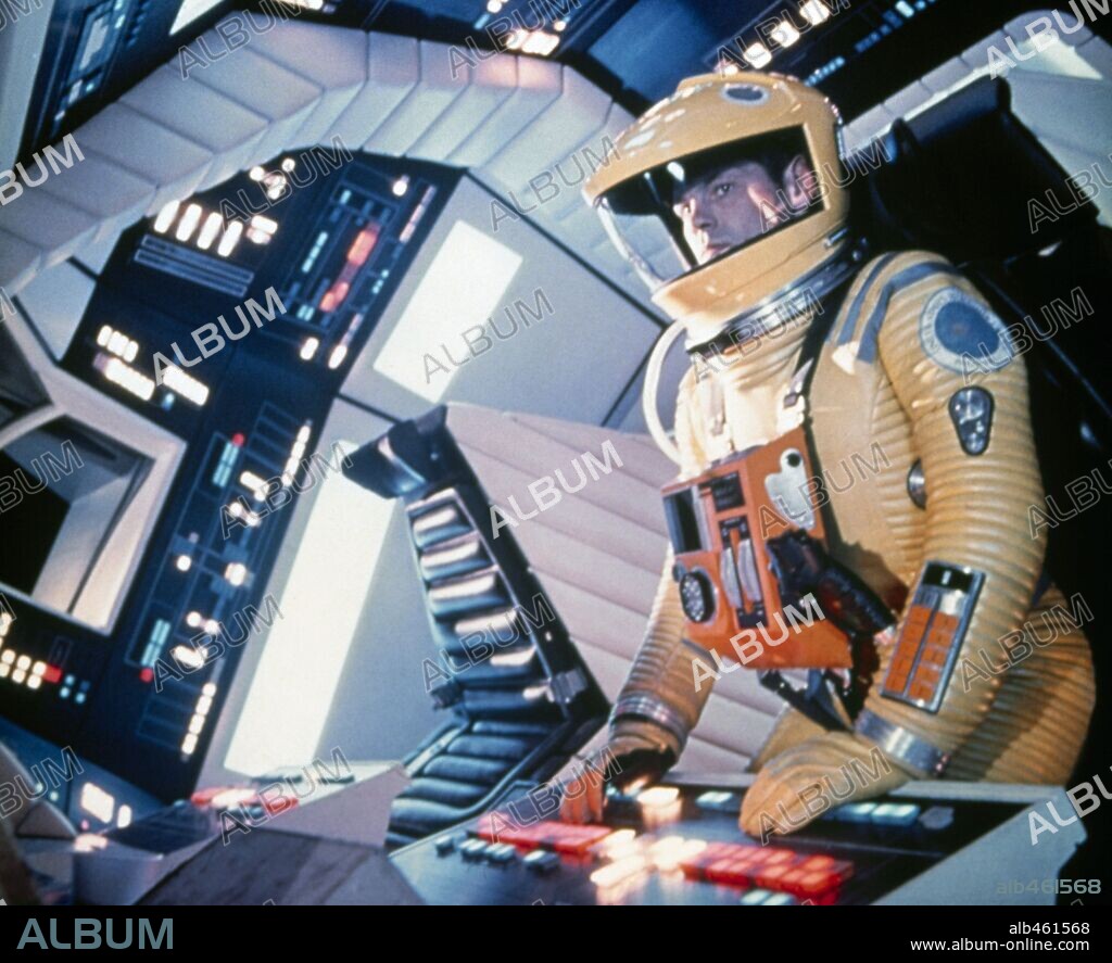 GARY LOCKWOOD in 2001: A SPACE ODYSSEY, 1968, directed by STANLEY KUBRICK. Copyright M.G.M.