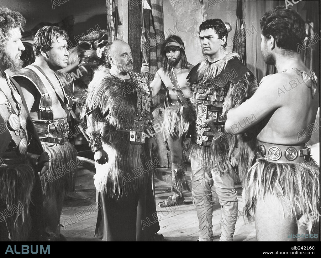EDMUND PURDOM in FURY OF THE PAGANS, 1960 (LA FURIA DEI BARBARI), directed by GUIDO MALATESTA. Copyright COLUMBIA PICTURES.