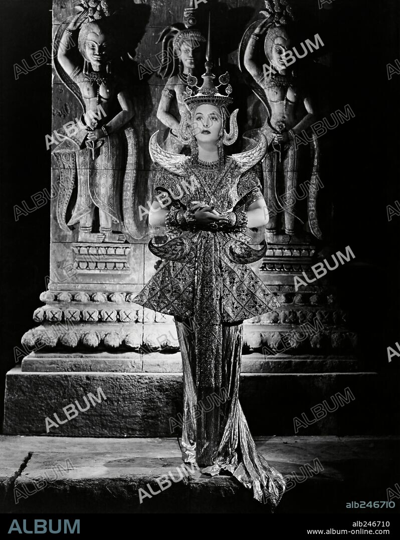 HEDY LAMARR in LADY OF THE TROPICS, 1939, directed by JACK CONWAY. Copyright M.G.M.