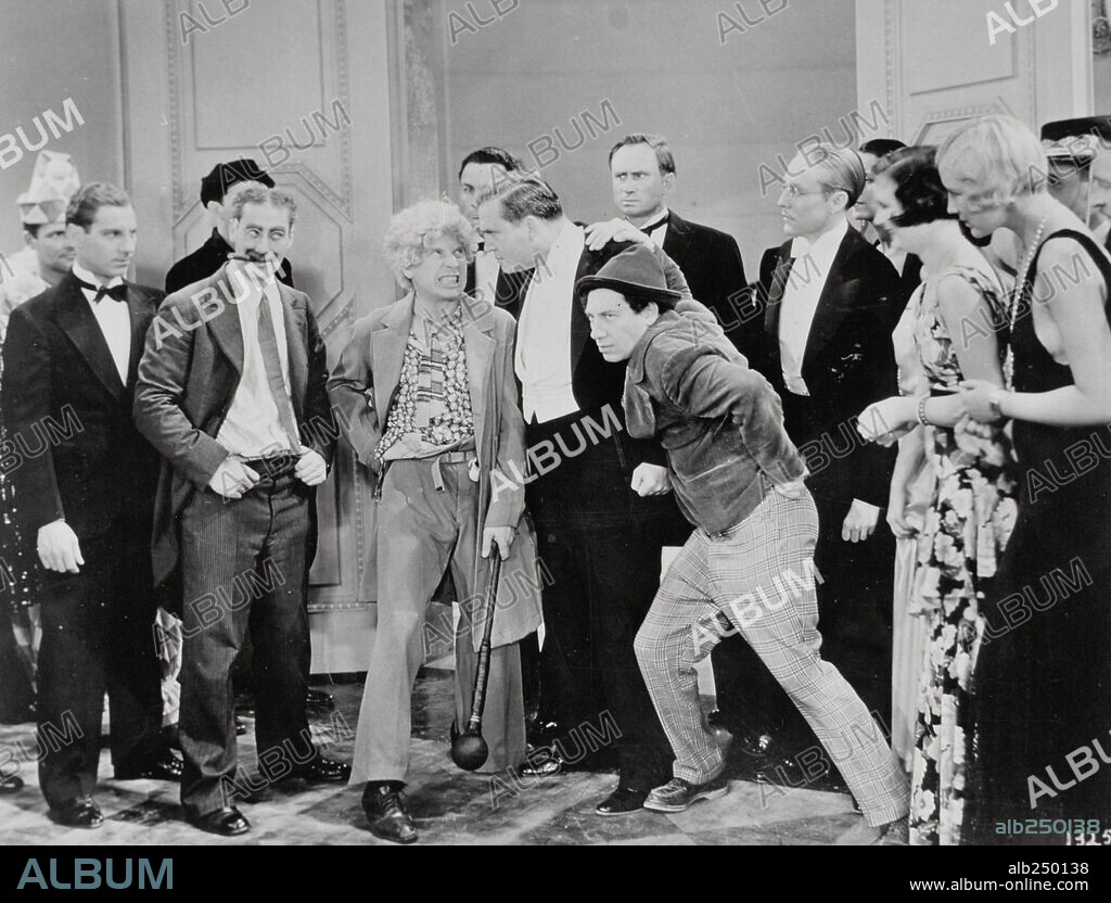 LOS HERMANOS MARX, CHICO MARX, GROUCHO MARX, HARPO MARX and ZEPPO MARX. CHICO MARX, GROUCHO MARX, HARPO MARX, THE MARX BROTHERS and ZEPPO MARX in MONKEY BUSINESS, 1931, directed by NORMAN Z. MCLEOD. Copyright PARAMOUNT PICTURES.