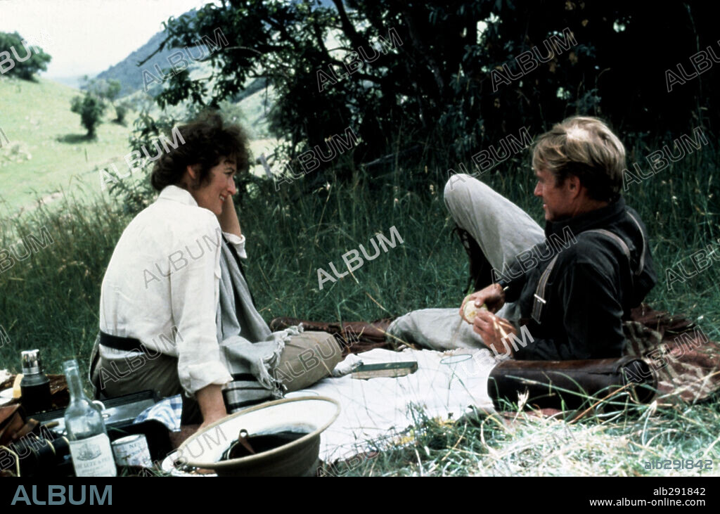 MERYL STREEP et ROBERT REDFORD dans OUT OF AFRICA, 1985, réalisé par SYDNEY POLLACK. Copyright UNIVERSAL PICTURES.