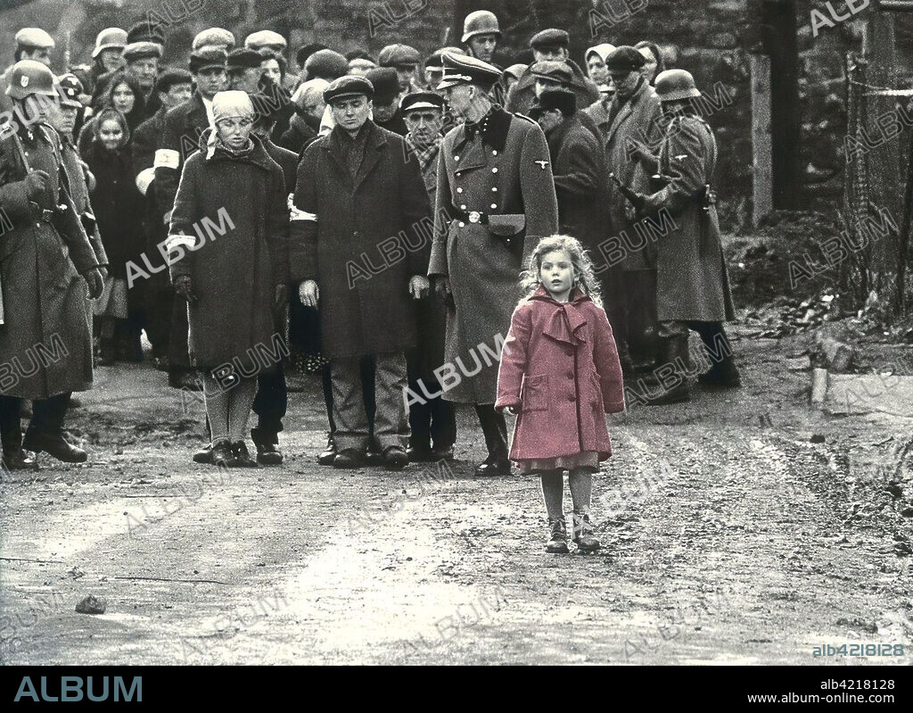 Poster of SCHINDLER'S LIST, 1993, directed by STEVEN SPIELBERG. Copyright UNIVERSAL PICTURES.
