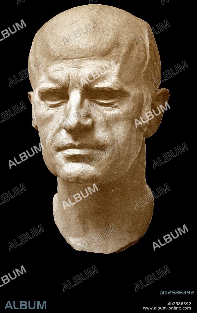 Bust of Mirko Jelusich by Josef Riedl 1884-1965. Published in 'Die Kunst im deutschen Reich' (Art in the German Reich) was first published in January 1937 by Gauleiter Adolf Wagnerand later issued under the direction Adolf Hitler himself.