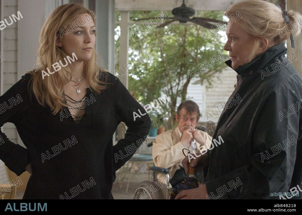 GENA ROWLANDS, JOHN HURT et KATE HUDSON dans THE SKELETON KEY, 2005, réalisé par IAIN SOFTLEY. Copyright UNIVERSAL STUDIOS / MORTON, MERRICK.