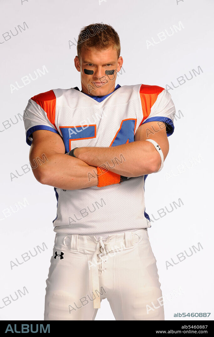 ALAN RITCHSON in BLUE MOUNTAIN STATE, 2010, directed by CLARK MATHIS, JAY CHANDRASEKHAR and JOHN FORTENBERRY. Copyright LIONSGATE TELEVISION.