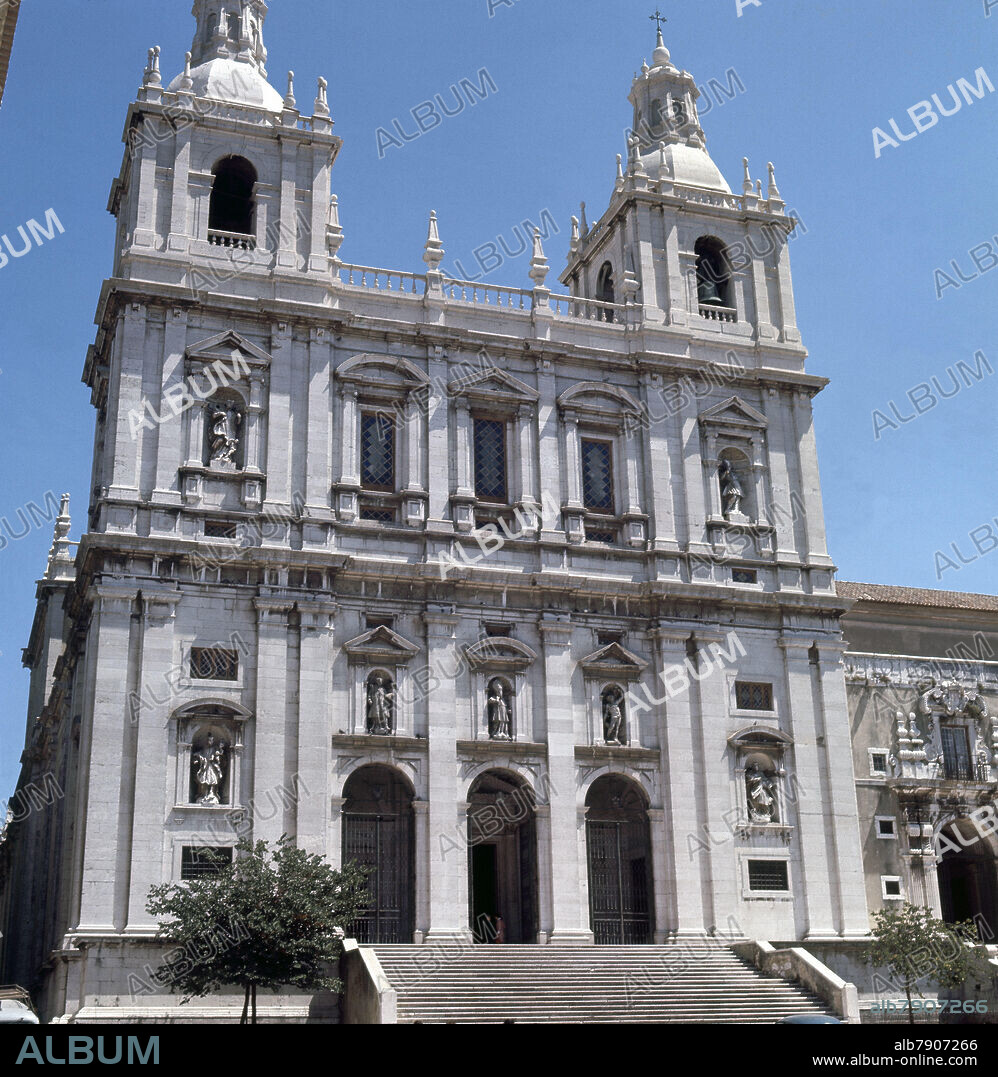 JUAN DE HERRERA (1530/97) FILIPPO TERZI. IGLESIA O MONASTERIO DE SAN VICENTE DA FORA TERMINADA EN EL AÑO 1627 - FOTO AÑOS 60.