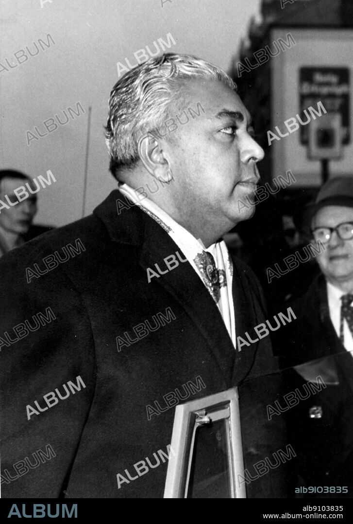 15th January 1967: Dr Emil Savundra, who faces fraud charges involvong more than £500,000 in connection with the Fire Auto and Marine Insurance Company.