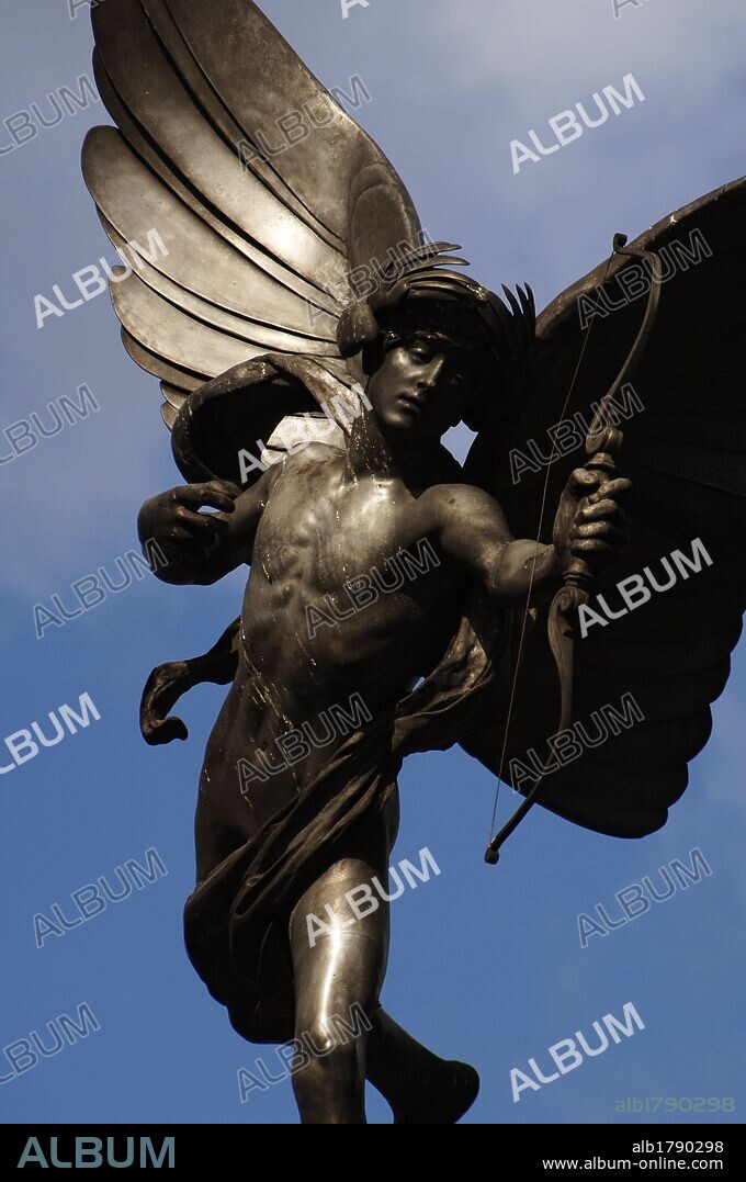 ALFRED GILBERT. ARTE SIGLO XIX. REINO UNIDO. GILBERT, Alfred (1854-1934). Escultor inglés. "EL ANGEL DE LA CARIDAD CRISTIANA", popularmente conocida por EROS. Escultura que corona la fuente Monumento de Shaftesbury, erigida entre 1892-1893. Es una de las primeras estatuas en ser esculpidas en ALUMINIO. Piccadilly Circus. Londres. Inglaterra.