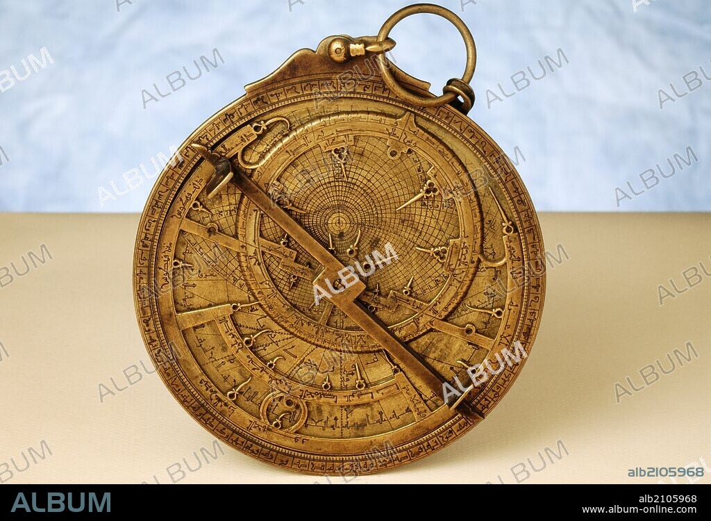 ASTROLABIO Nº 1017. (EXPOSICION EL LEGADO CIENTIFICO DE AL-ANDALUS)(DEPOSITO: REAL ACADEMIA DE LA HISTORIA).
