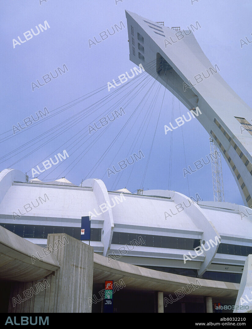 ROGER TAILLIBERT (1926-). EXT-ESTADIO CONSTRUIDO PARA LOS JUEGOS OLIMPICOS DE 1976-TORRE CON TIRANTES - FOTO AÑOS 00.