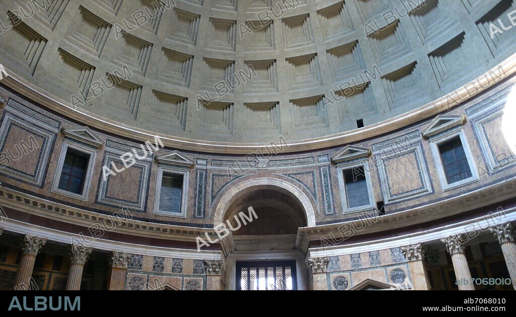 APOLLODOR VON DAMASKUS. INTERIOR DEL PANTEON O TEMPLO DE AGRIPA REALIZADO ENTRE LOS AÑOS 118 Y 125 DC.