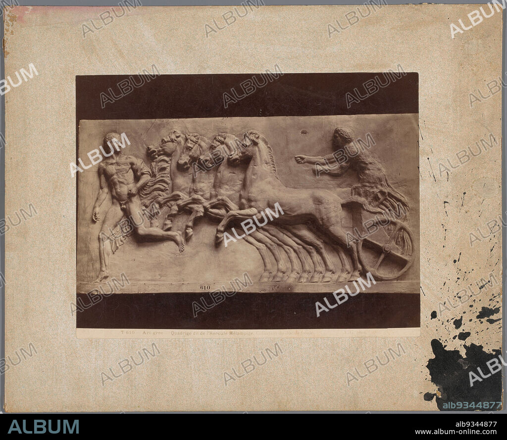 Representation of Heracles or Hercules with horses, Quadrige dit de l'Hercule Melampige (title on object), Art Grec (series title on object), anonymous, 1850 - 1900, photographic support, cardboard, albumen print, height 304 mm × width 371 mm.