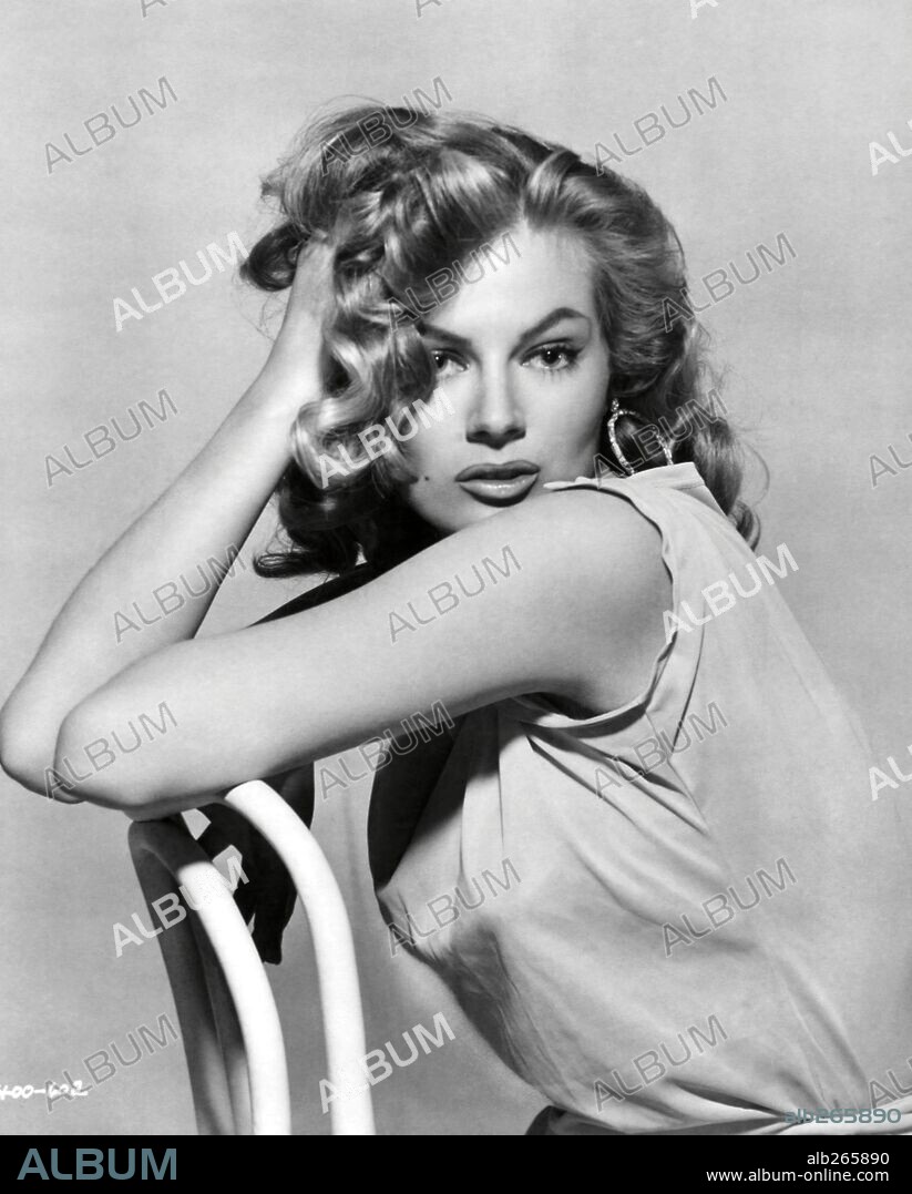 ANITA EKBERG.  1955
