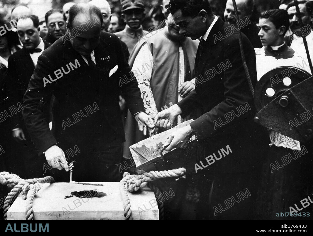 Mussolini laying the first stone of the new headquarters of the Italian National Insurance Institute. The Italian Head of Government Benito Mussolini laying the first stone of the new headquarters of the Istituto Nazionale delle Assicurazioni. Rome, 18th November 1923.