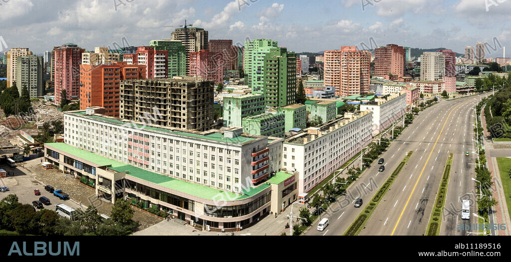 Pyongyang, seen from the top of the Arch of Triumph, Pyongyang, North Korea, Asia.