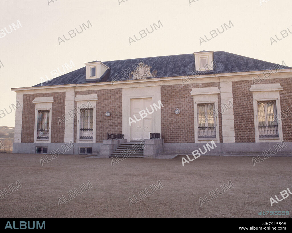 MARCHAND ESTEBAN / CARLIER. PALACIO DE LA QUINTA DEL DUQUE DE ARCO - S XVII - RESTAURADO POR MIGUEL DE MOLINA EN 1758.