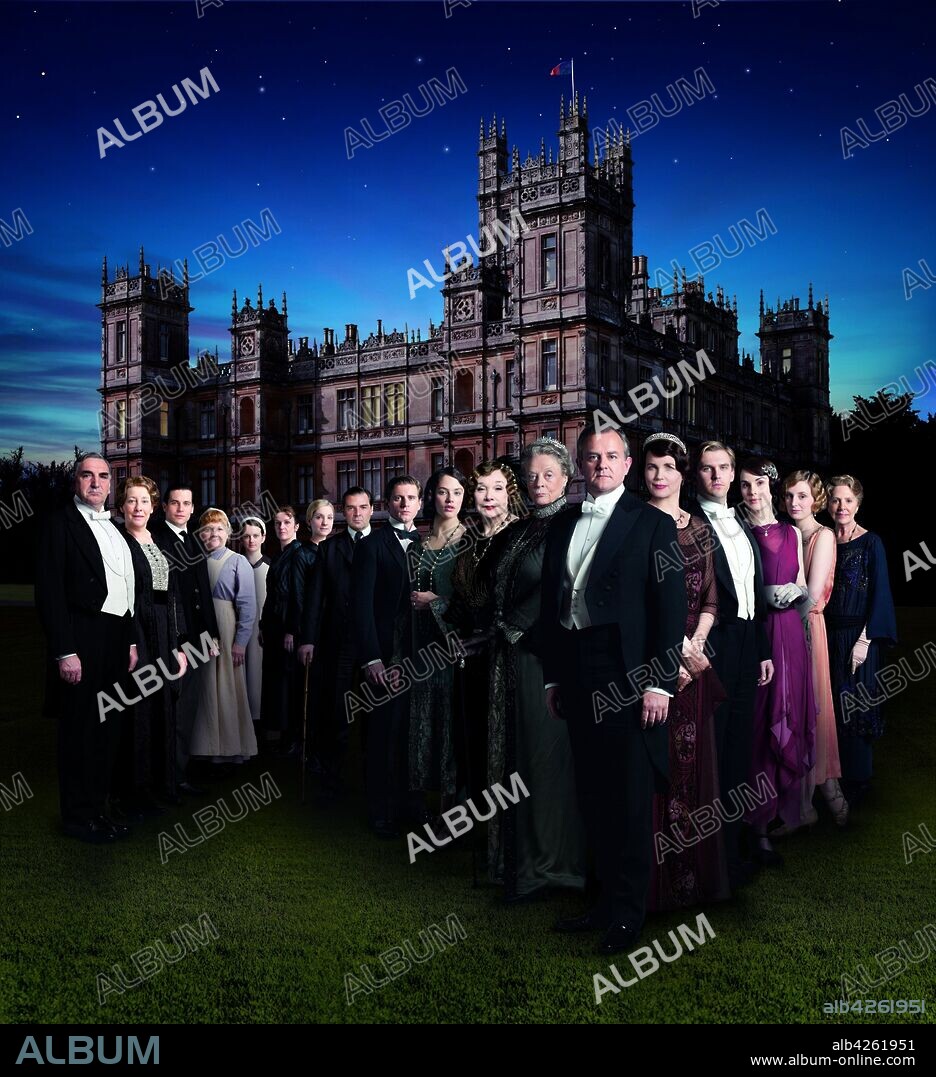 ALLEN LEECH, BRENDAN COYLE, DAN STEVENS, ELIZABETH McGOVERN, HUGH BONNEVILLE, JESSICA BROWN FINDLAY, JIM CARTER, JOANNE FROGGATT, LAURA CARMICHAEL, LESLEY NICOL, MAGGIE SMITH, MICHELLE DOCKERY, PENELOPE WILTON, PHYLLIS LOGAN, ROB JAMES-COLLIER, SHIRLEY MACLAINE, SIOBHAN FINNERAN and SOPHIE MCSHERA in DOWNTON ABBEY, 2010, directed by JULIAN FELLOWES. Copyright CARNIVAL FILMS. Season 3.