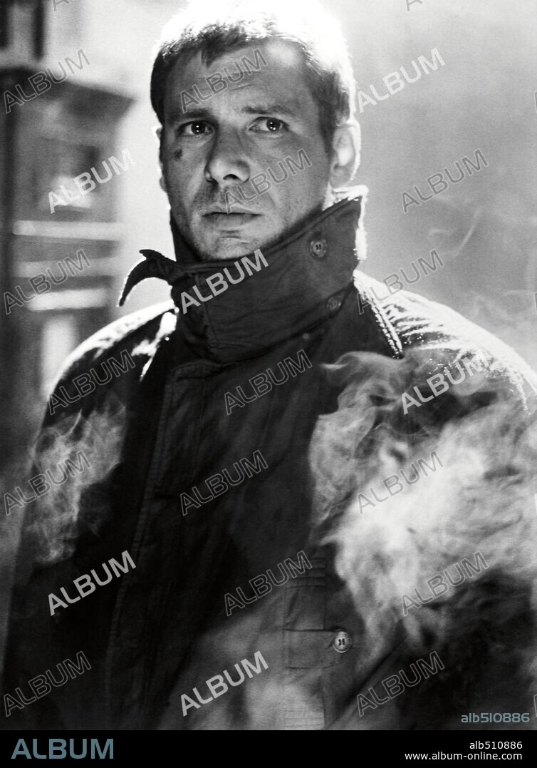 HARRISON FORD en BLADE RUNNER, 1982, dirigida por RIDLEY SCOTT. Copyright LADD COMPANY/WARNER BROS.