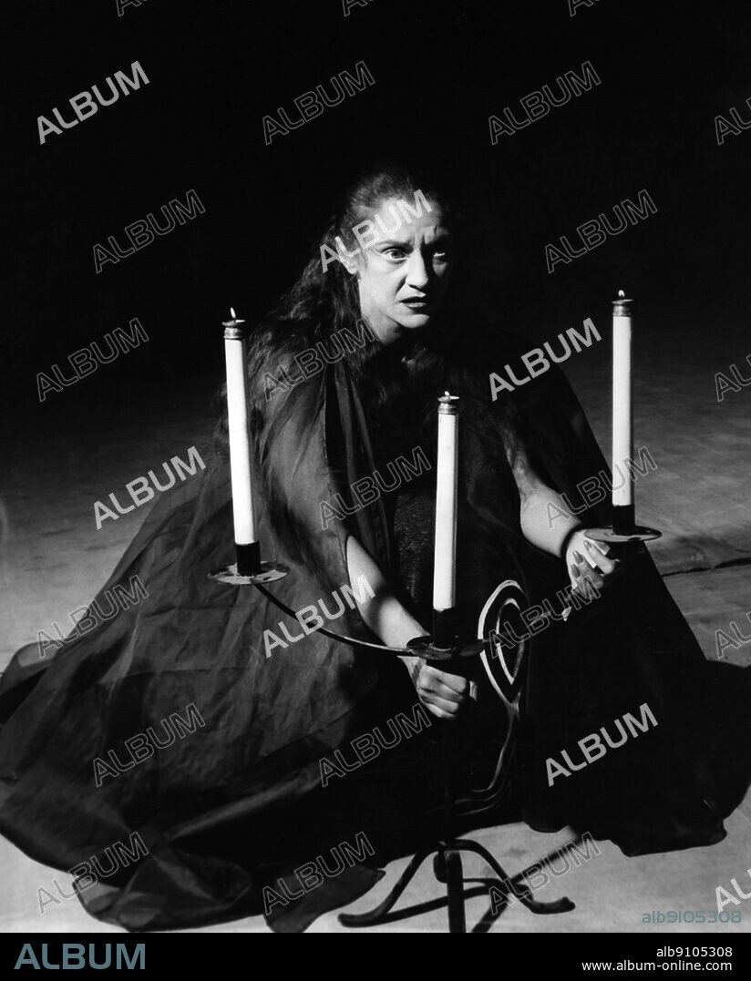 Maria Casares as Lady Macbeth. the sleep walking scene. The full extent of Lady Macbeth's guilt is shown in the sleepwalking scene.