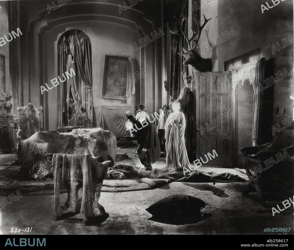 LON CHANEY en LA CASA DEL HORROR, 1927 (LONDON AFTER MIDNIGHT), dirigida por TOD BROWNING. Copyright M.G.M.