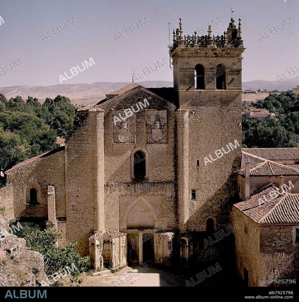 MONASTERIO DE SANTA MARIA DEL PARRAL PERTENECIENTE A LA ORDEN JERONIMA - SIGLO XV - FOTO AÑOS 60.