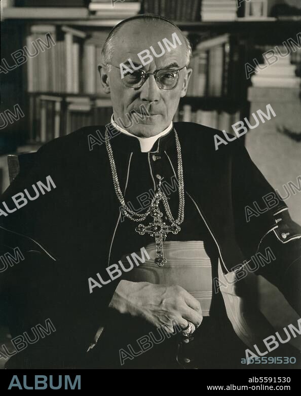 Frings, Joseph kath. Theologe (1942-69 Erzbischof von Köln, ab 1946 Kardinal). Neuß 6.2.1887 - Köln 17.12.1978. Porträtaufnahme.