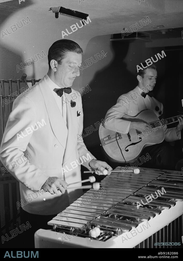 WILLIAM PAUL GOTTLIEB. Portrait of Adrian Rollini and Allen Hanlon, 1938.
