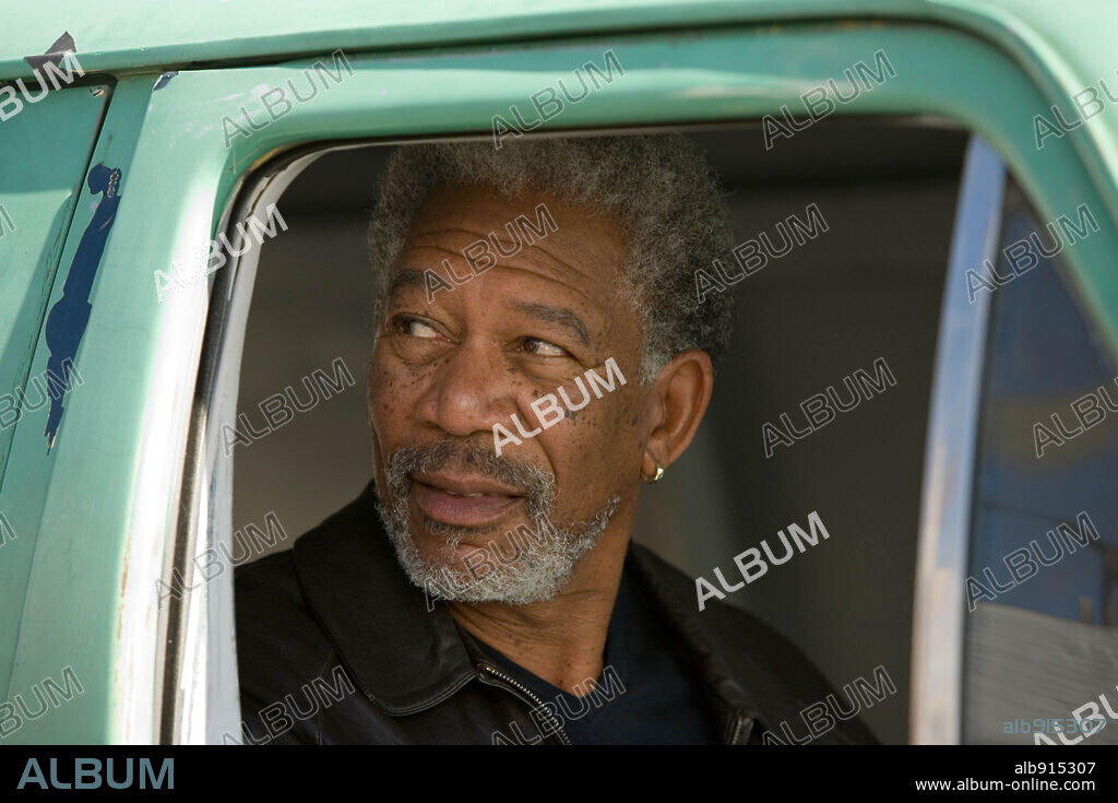 MORGAN FREEMAN en DAME 10 RAZONES, 2006 (10 ITEMS OR LESS), dirigida por BRAD SILBERLING. Copyright REVELATIONS ENTERTAINMENT.