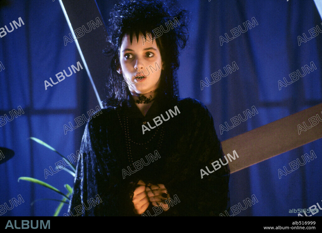 WINONA RYDER en BITELCHUS, 1988 (BEETLEJUICE), dirigida por TIM BURTON. Copyright GEFFEN FILM/WARNER BROTHERS.