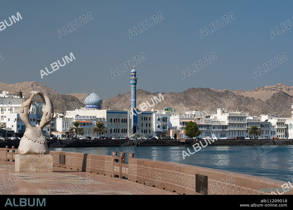 Muttrah Corniche, Muscat, Oman, Middle East.